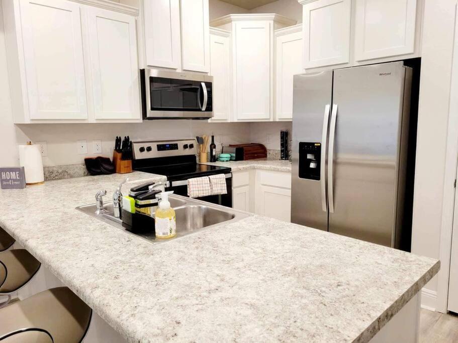 דירות Brand New House In Pensacola,Ev Connector Available מראה חיצוני תמונה