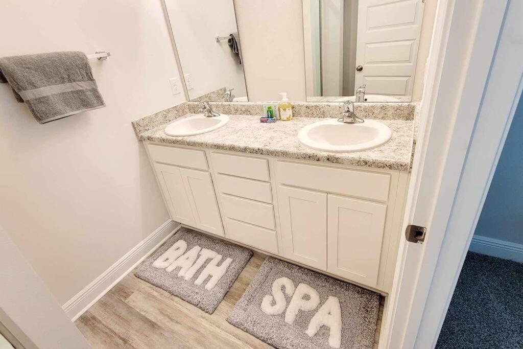 דירות Brand New House In Pensacola,Ev Connector Available מראה חיצוני תמונה